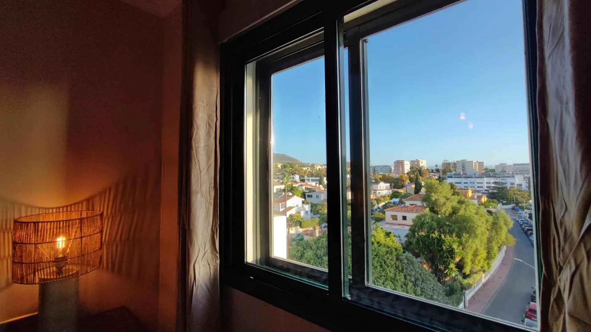Apartmán Isla De Benalmadena 1, Jacuzzi, 80M From The Sea, Ac, Bbq, Private Parking, Big Terrace