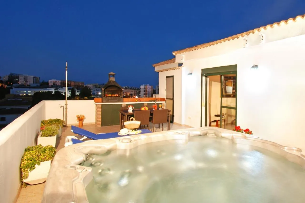 Апартаменты Isla De Benalmadena 1, Jacuzzi, 80M From The Sea, Ac, Bbq, Private Parking, Big Terrace 0*,