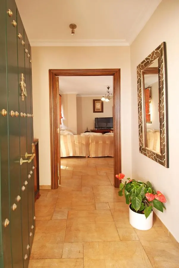 Isla De Benalmadena 1, Jacuzzi, 80M From The Sea, Ac, Bbq, Private Parking, Big Terrace Apartamento