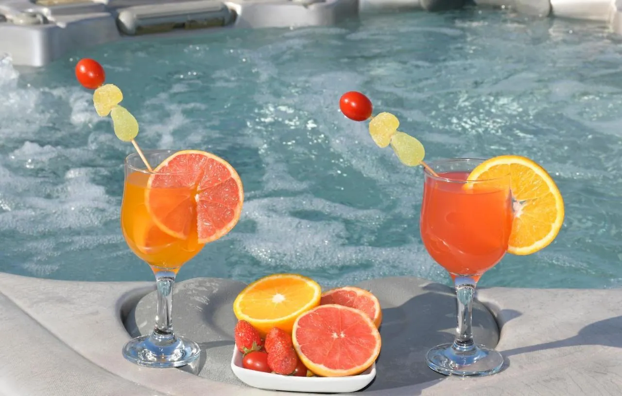 Isla De Benalmadena 1, Jacuzzi, 80M From The Sea, Ac, Bbq, Private Parking, Big Terrace Apartamento