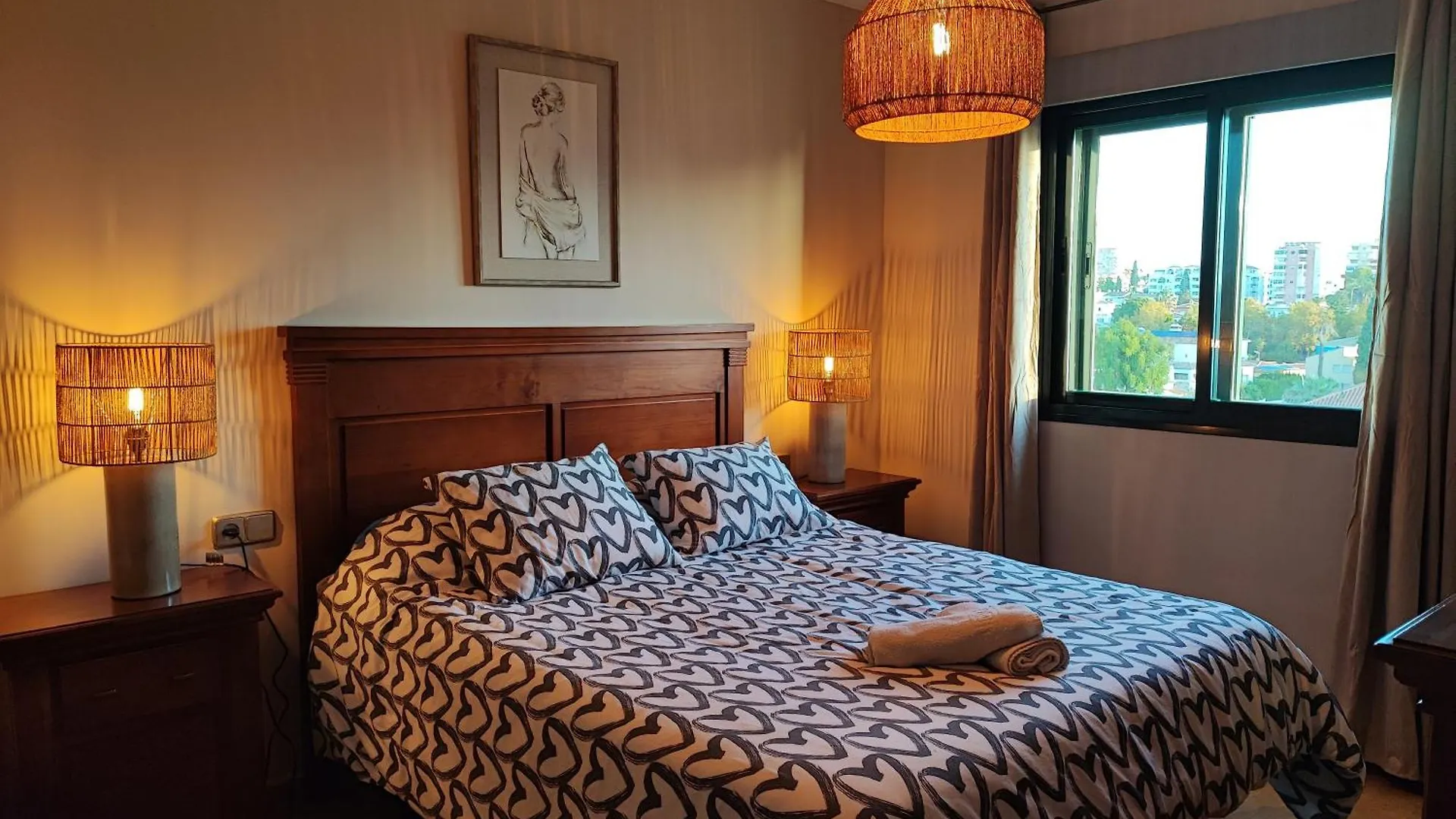 Isla De Benalmadena 1, Jacuzzi, 80M From The Sea, Ac, Bbq, Private Parking, Big Terrace Apartamento