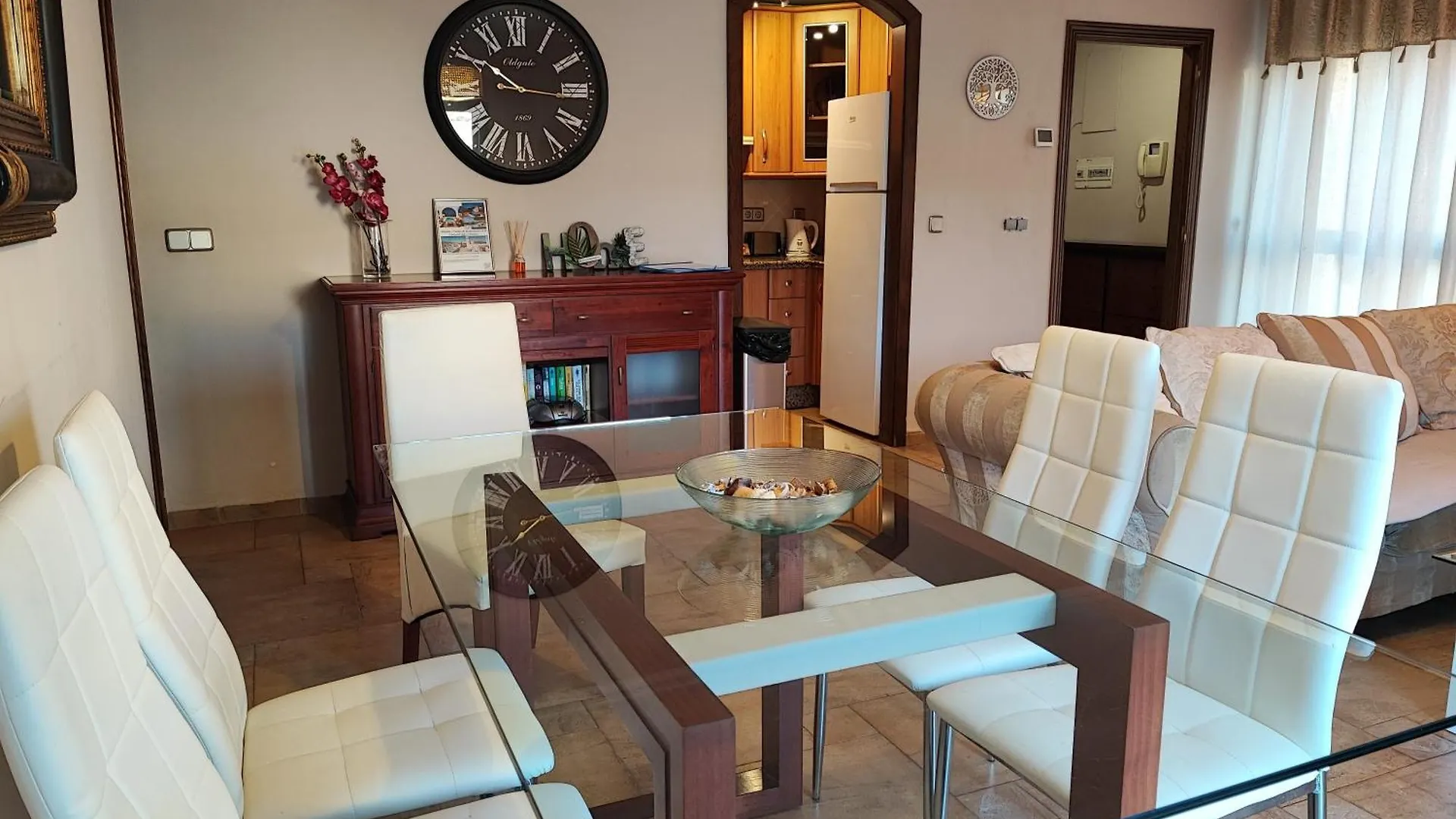 Апартаменты Isla De Benalmadena 1, Jacuzzi, 80M From The Sea, Ac, Bbq, Private Parking, Big Terrace