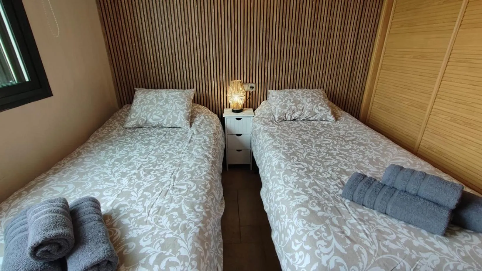 Isla De Benalmadena 1, Jacuzzi, 80M From The Sea, Ac, Bbq, Private Parking, Big Terrace Apartamento Espanha